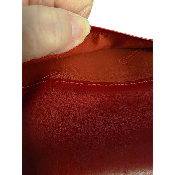 Vintage COACH Hamptons? Red Full-Sz Wallet Tri-Fold Clutch Textured Leather HTF - Picture 11 of 13